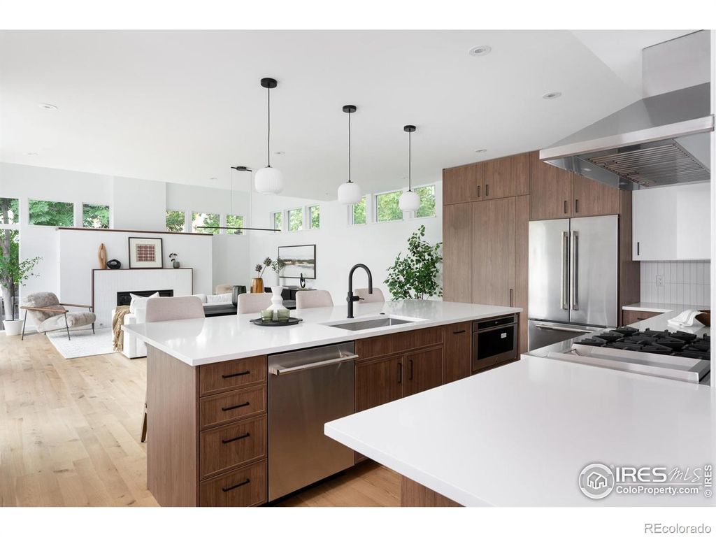 Photo of 934 Spruce Street, Boulder, CO 80302 (MLS # IR1043470)