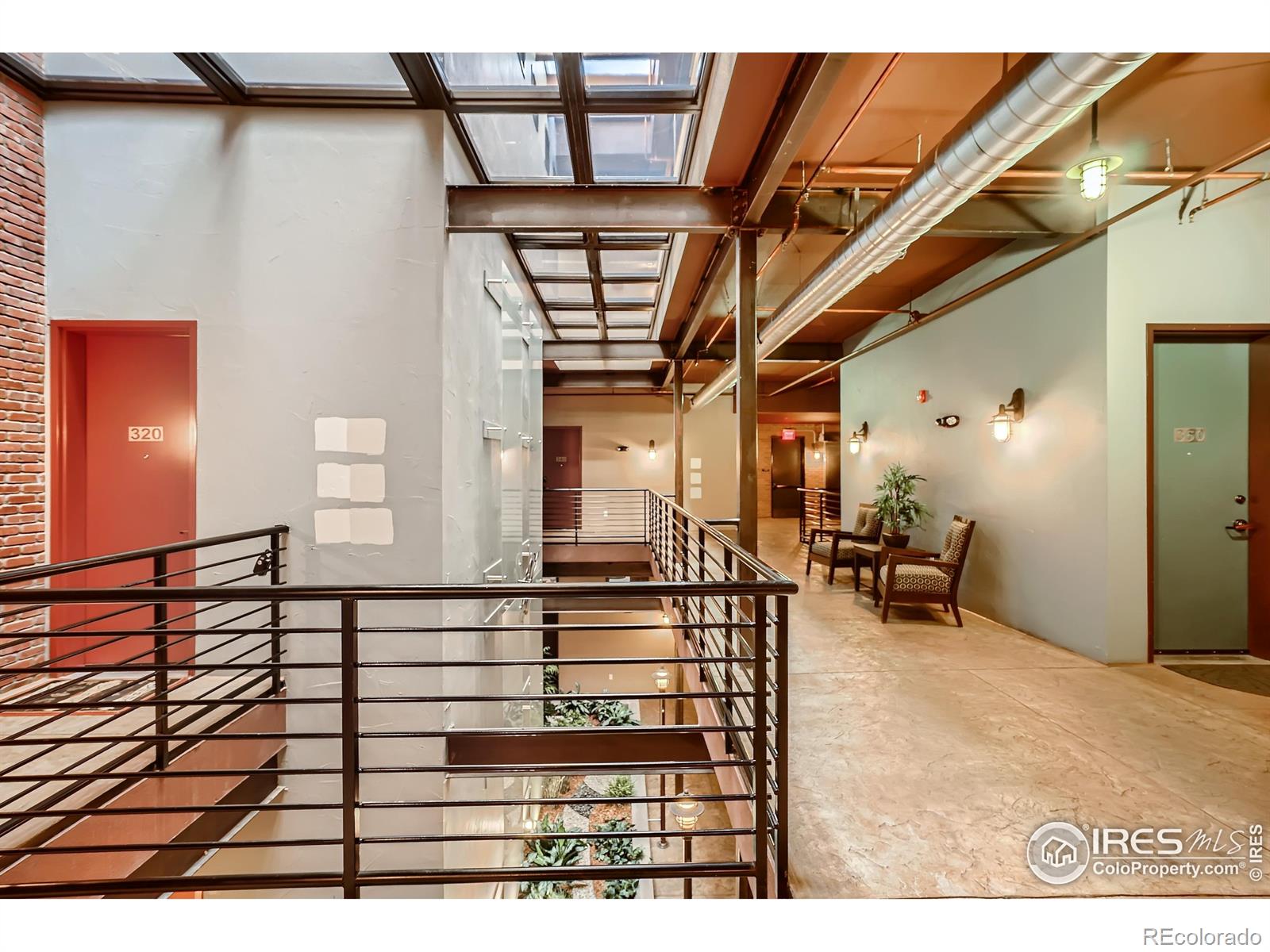 210 W Magnolia Street 320