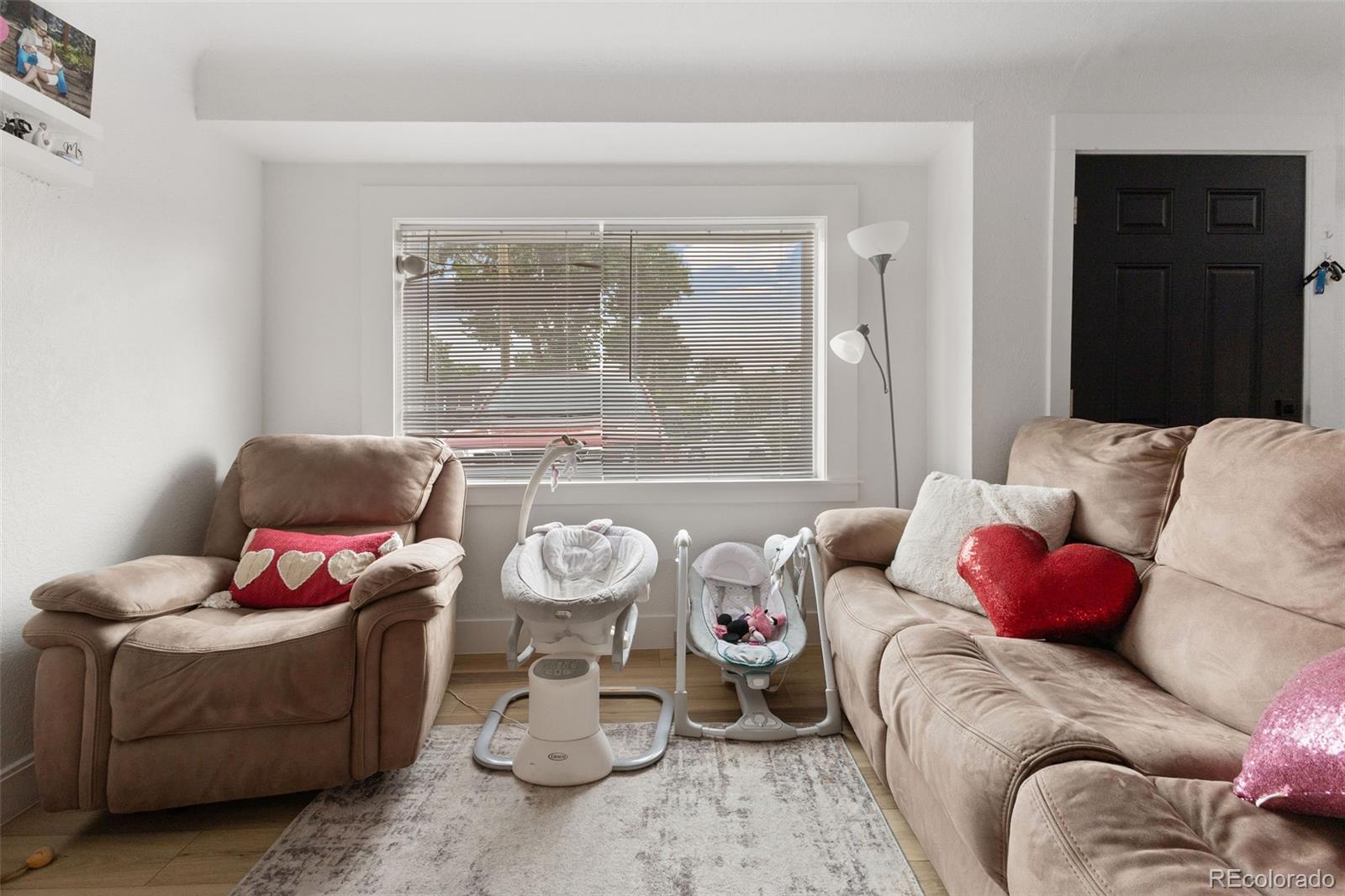 1749 Macon Street, Aurora, CO, 80010 4 1749 Macon Street
