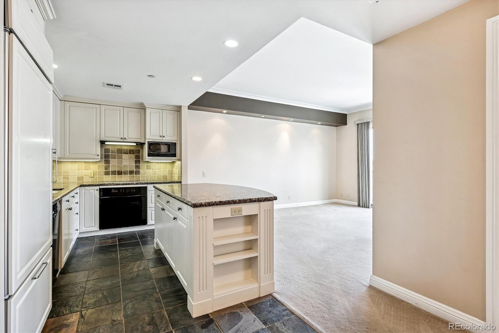 400 E 3rd Avenue 403