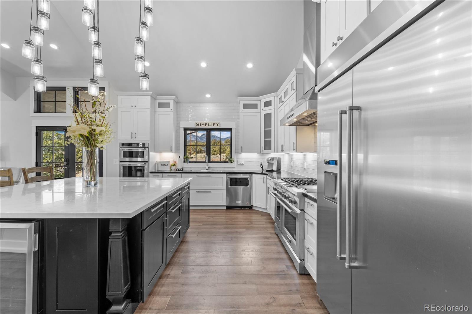 11905 Highland Circle