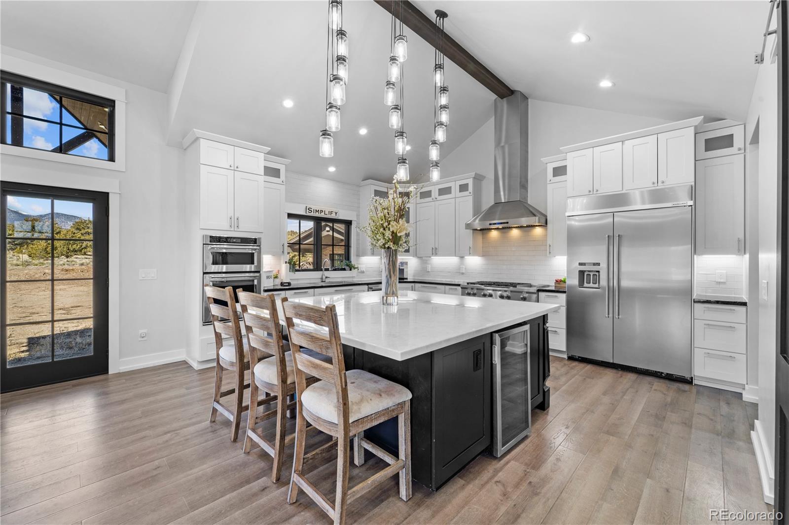 11905 Highland Circle