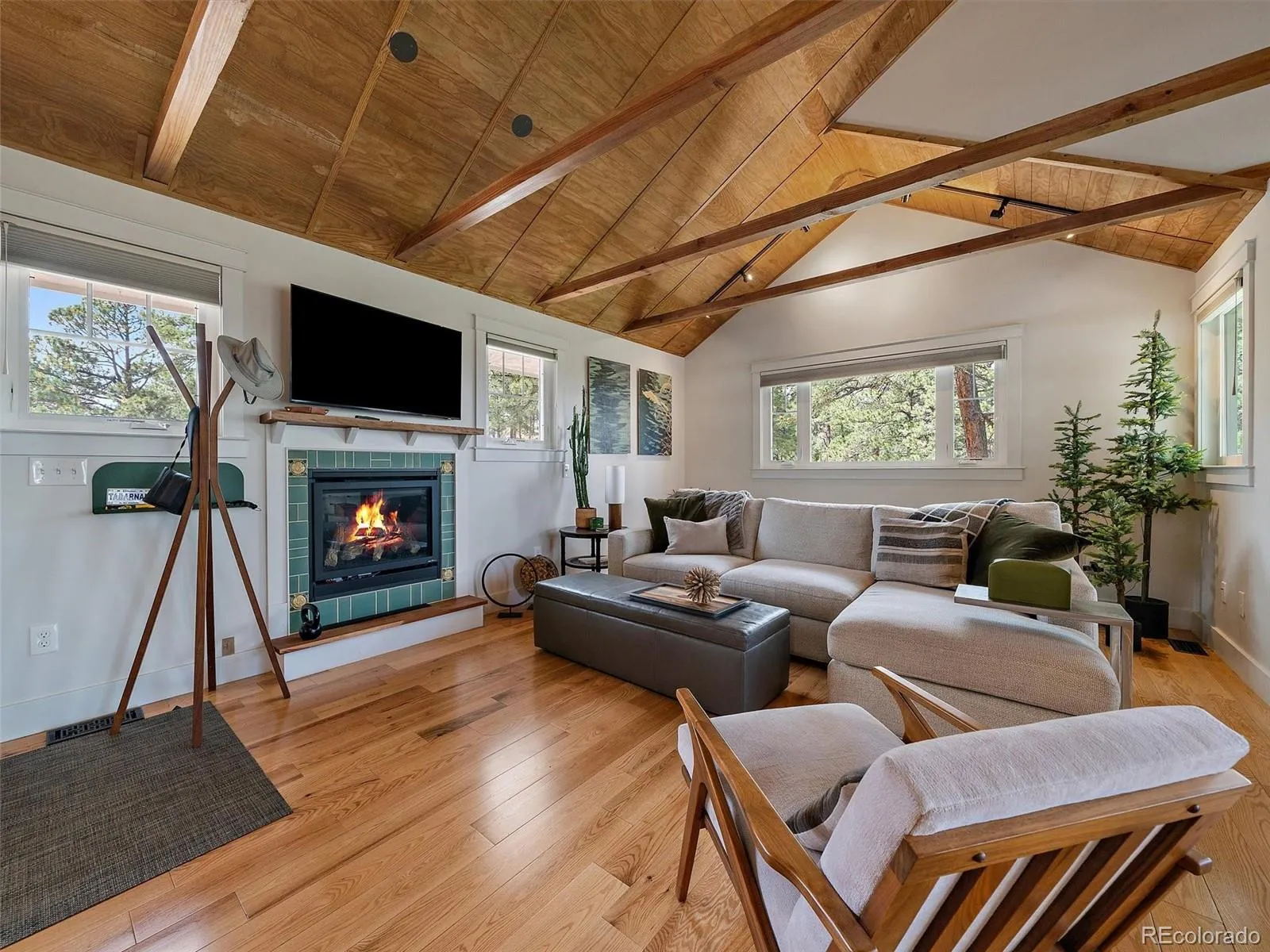 Indian Hills, Colorado 80454, United States, 2 Bedrooms Bedrooms, ,2 BathroomsBathrooms,Residential,Active,160288