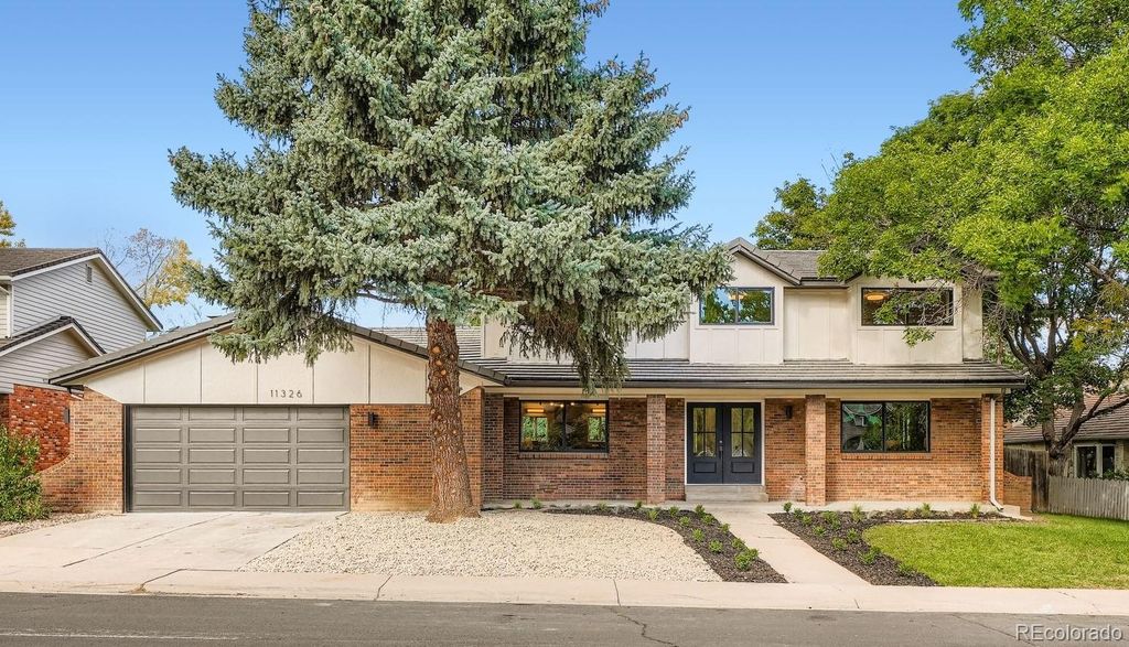 Photo of 11326 E Berry Drive, Englewood, CO 80111 (MLS # 9638510)