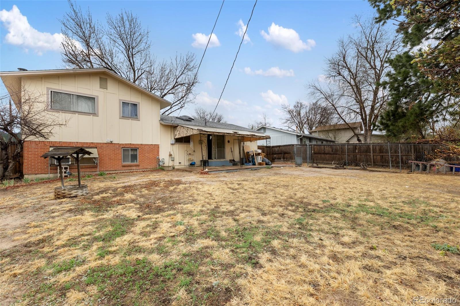 3418 Greenwood Circle