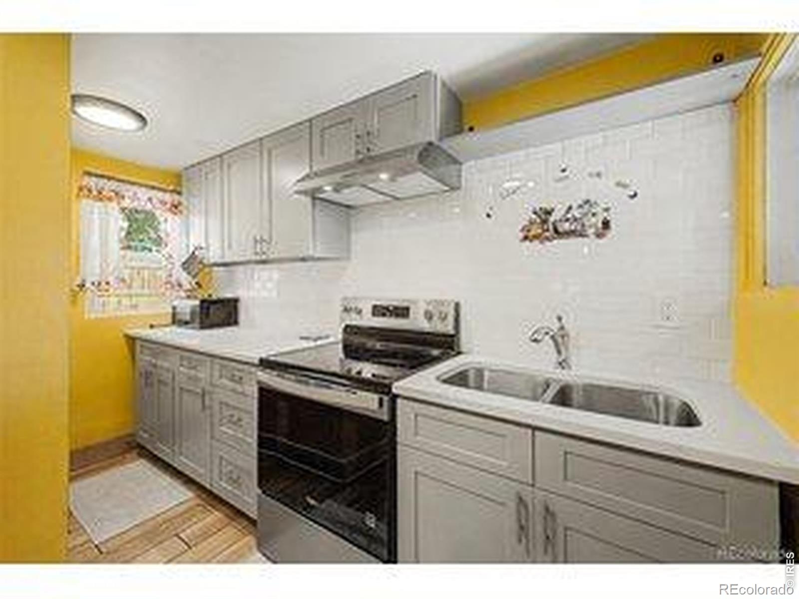 6420 E 63rd Place