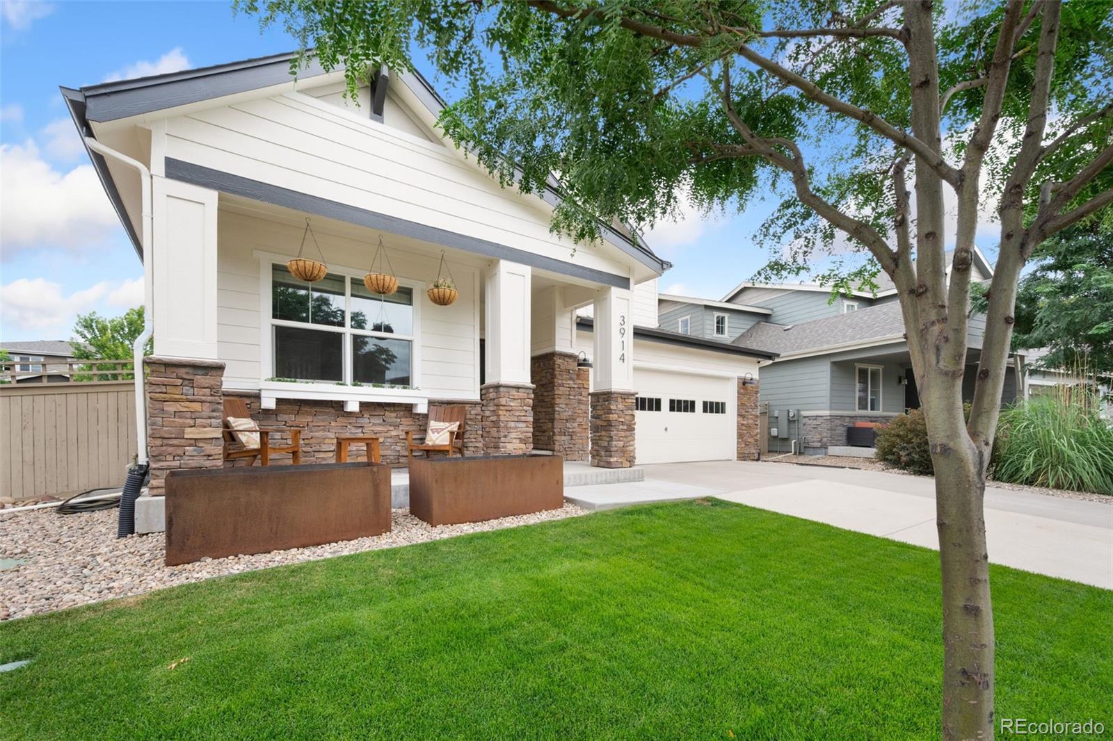 3914 Oak Shadow Way