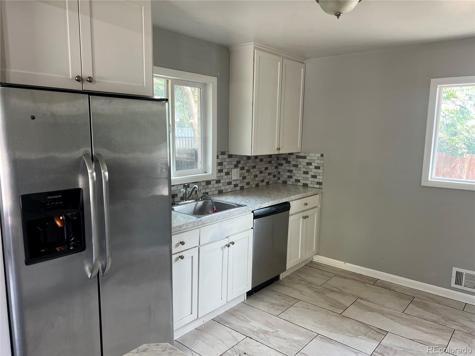 1283 Lipan Drive