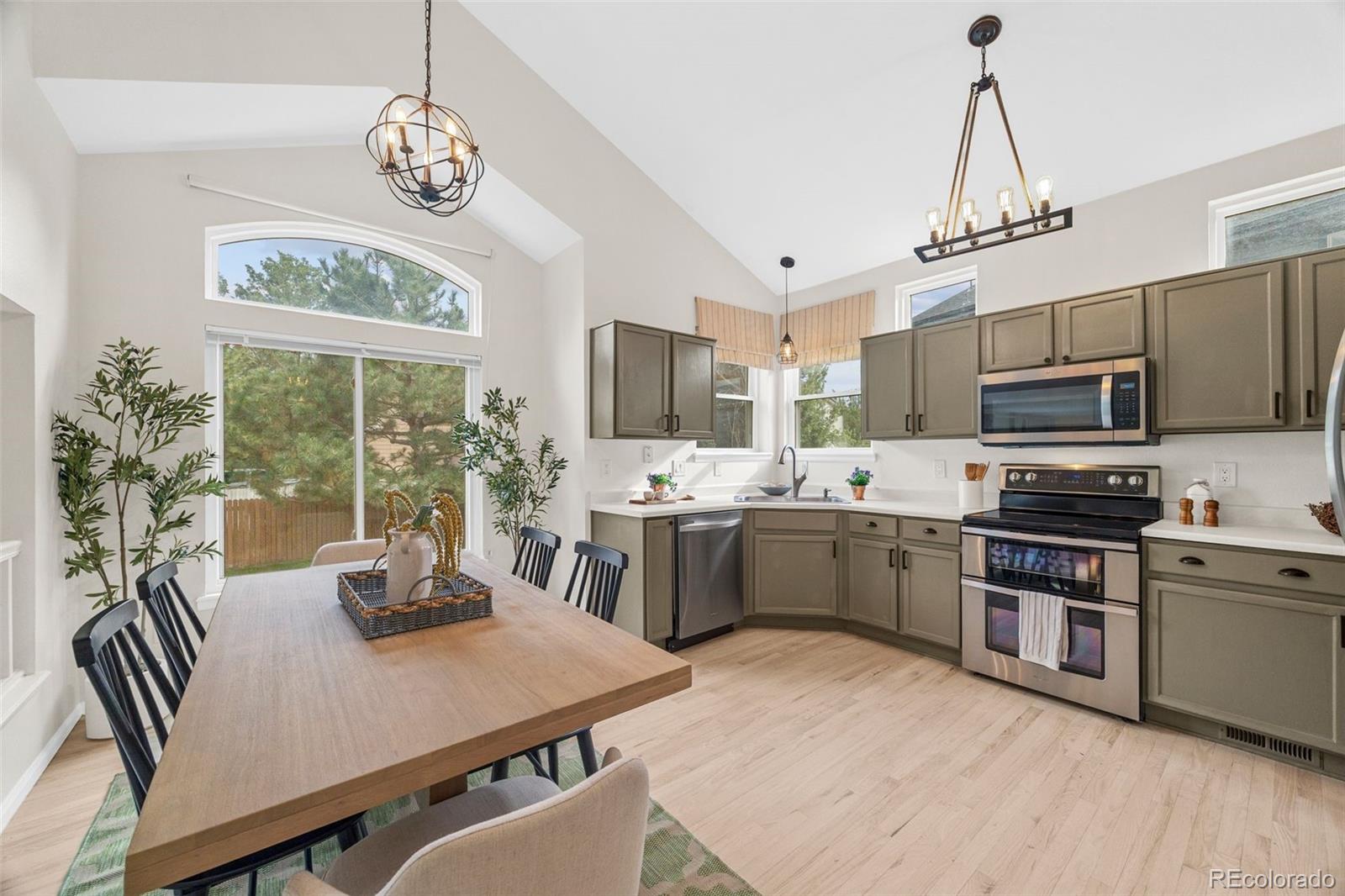 10864 Bullock Court