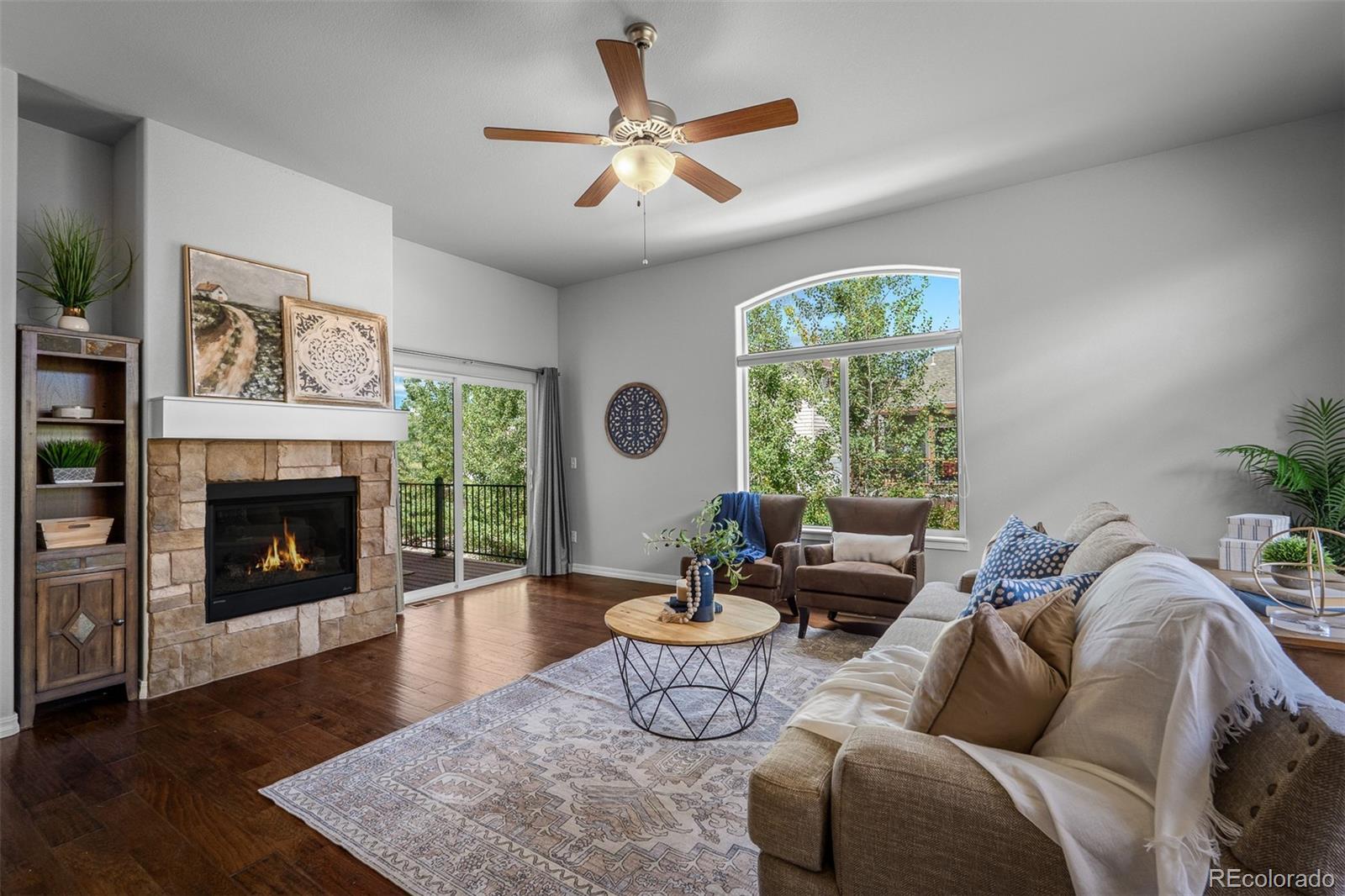 13916 Paradise Villas Grove