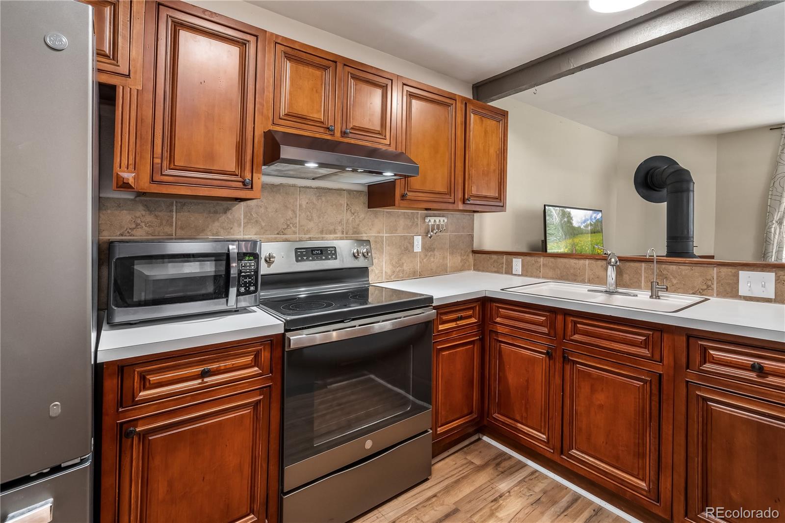 401 Salt Lick Circle 2