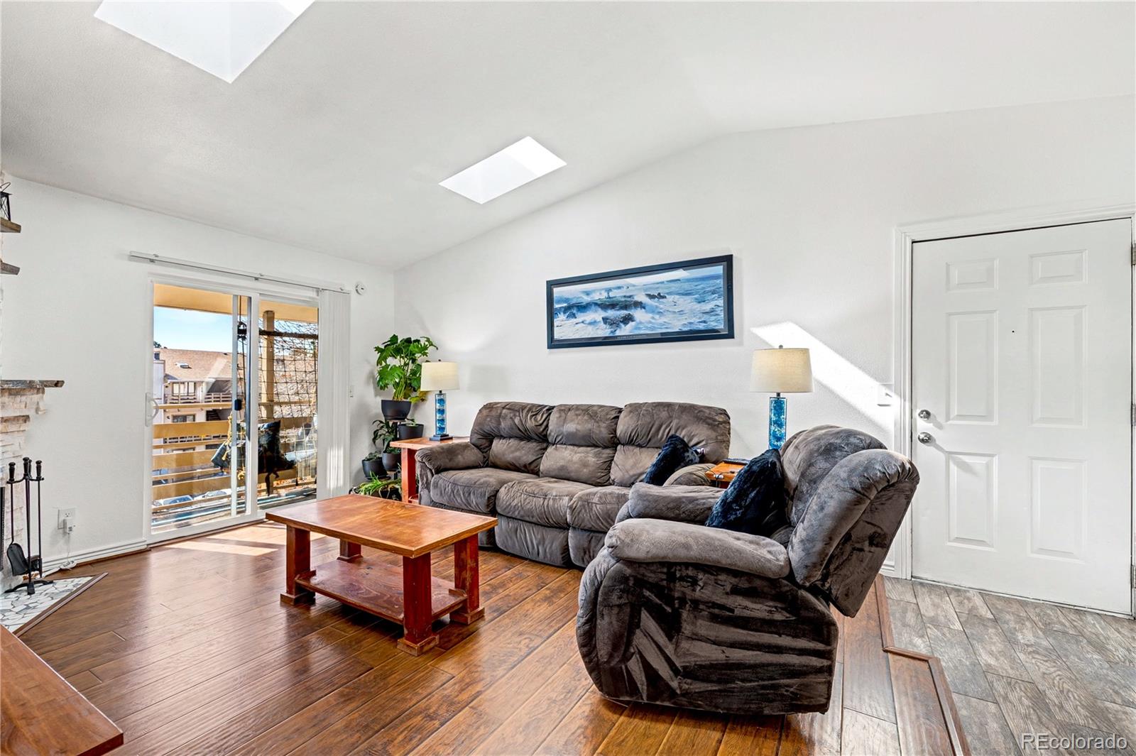 1358 S Irving Street 35