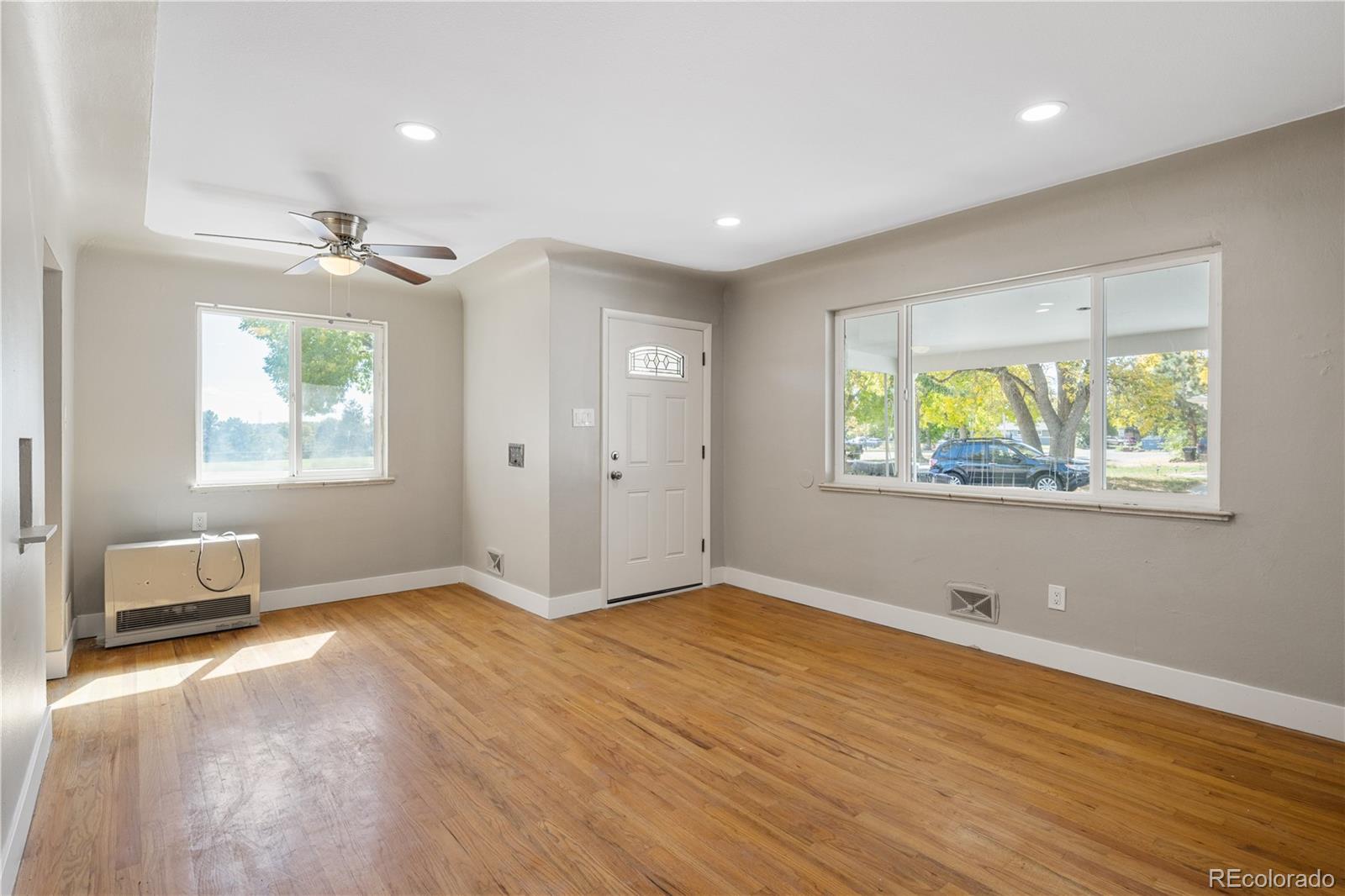 8735 W 54th Place