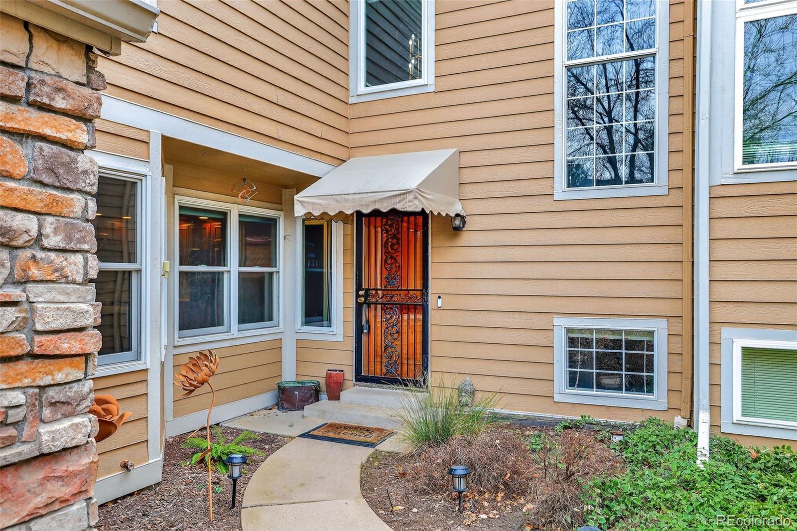 10000 E Yale Avenue 41