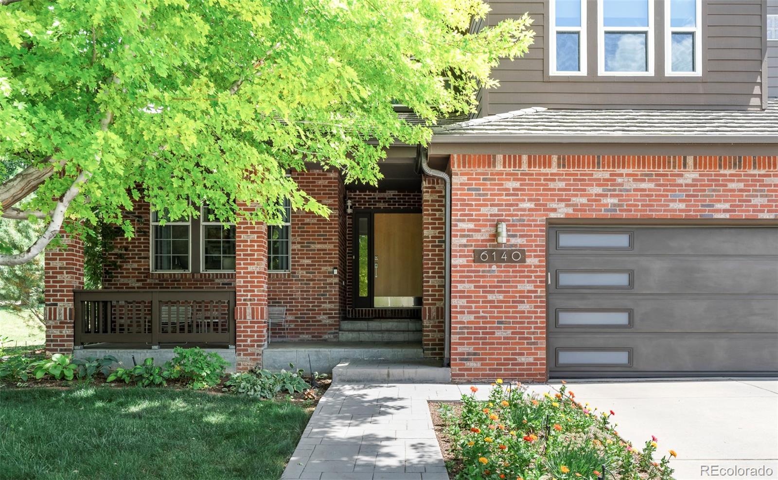 6140 S Newark Way