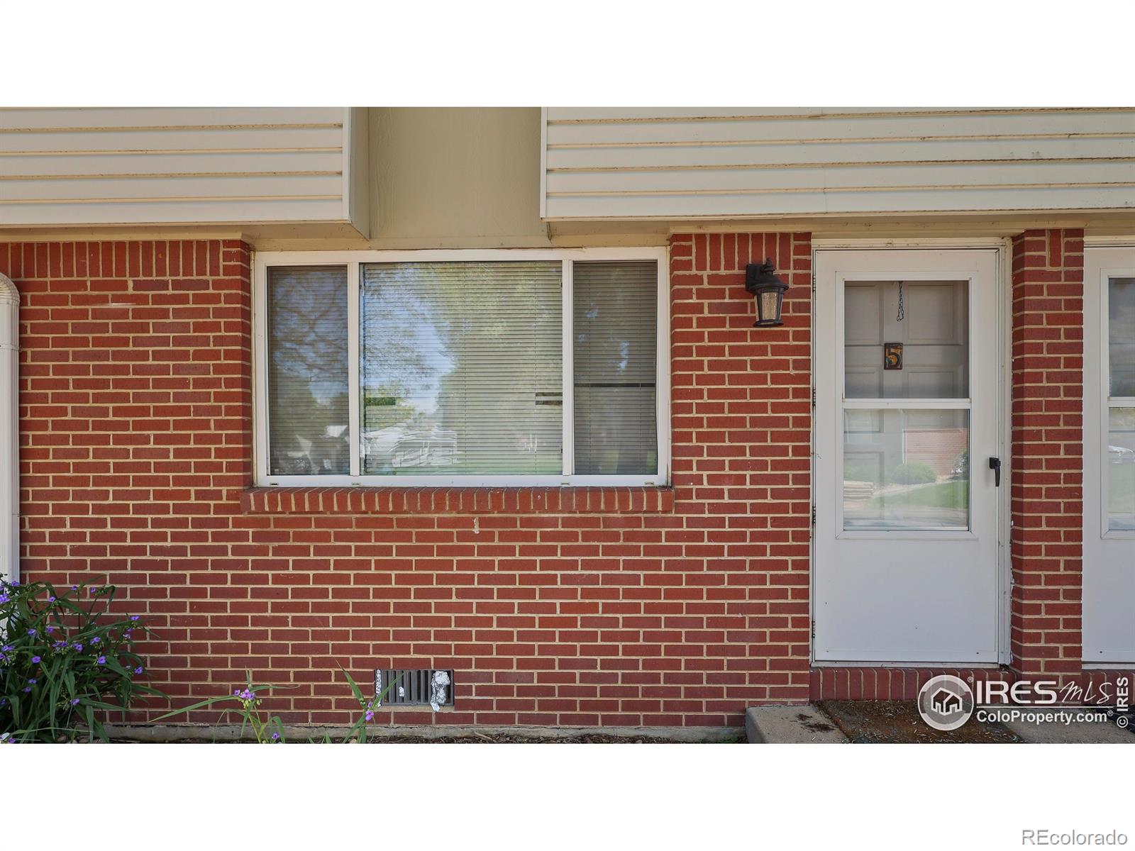 215 Chestnut Street A5