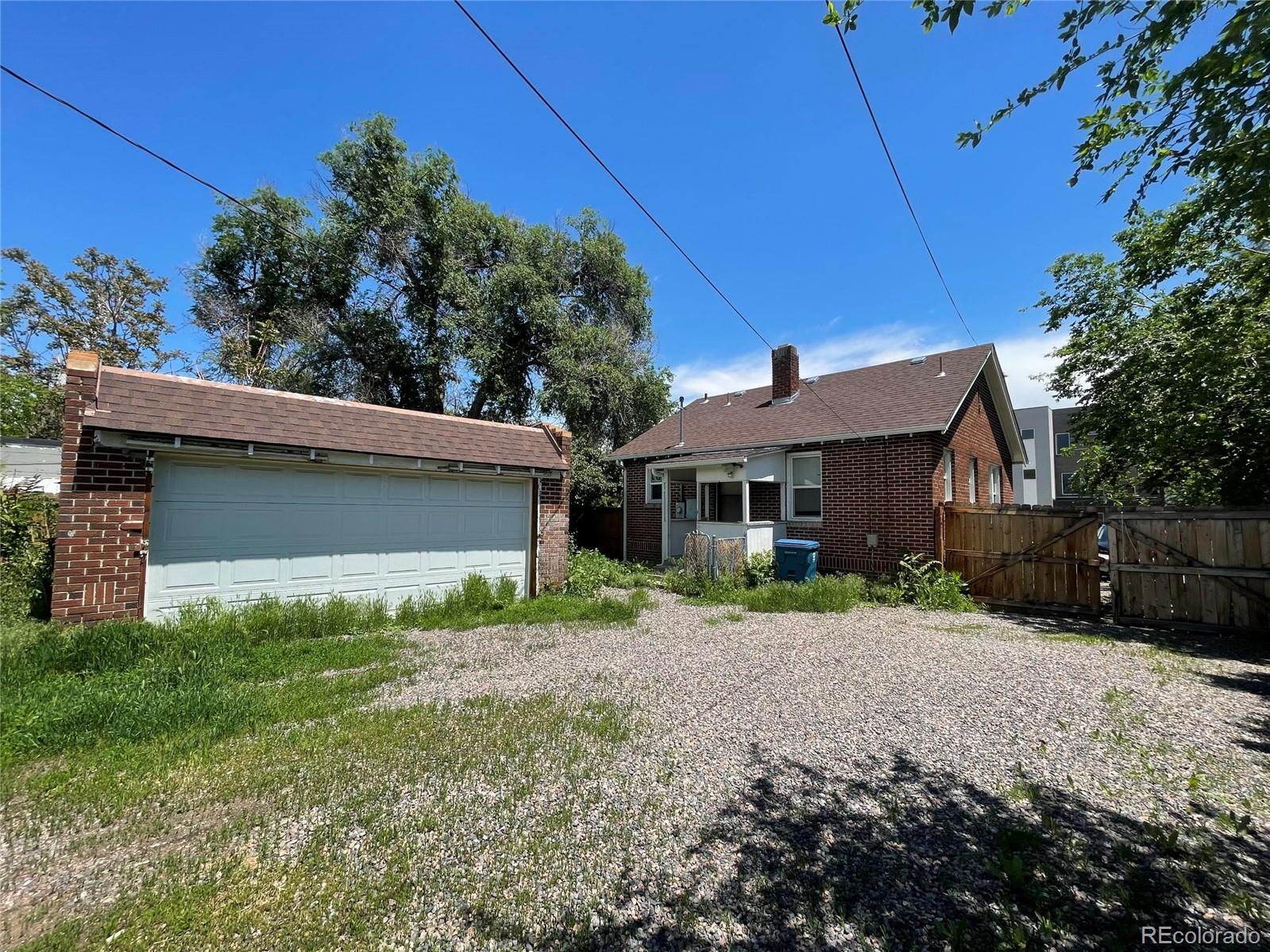 1545-55 N Sheridan Boulevard