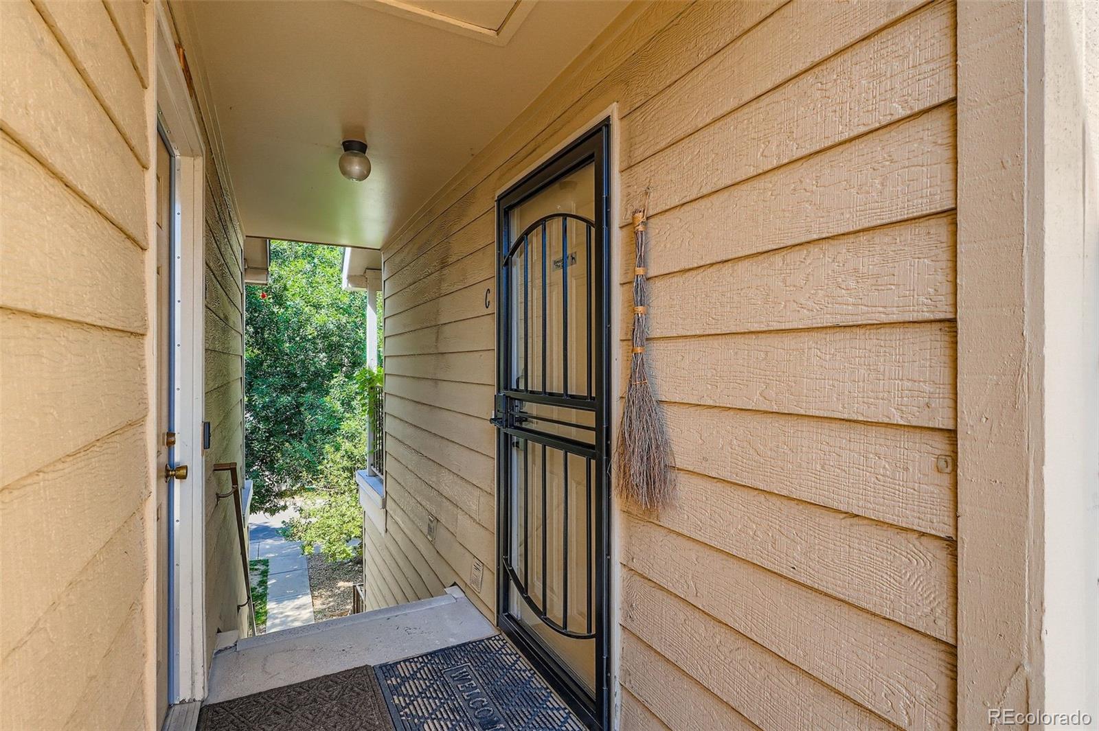 950 S Dahlia Street C