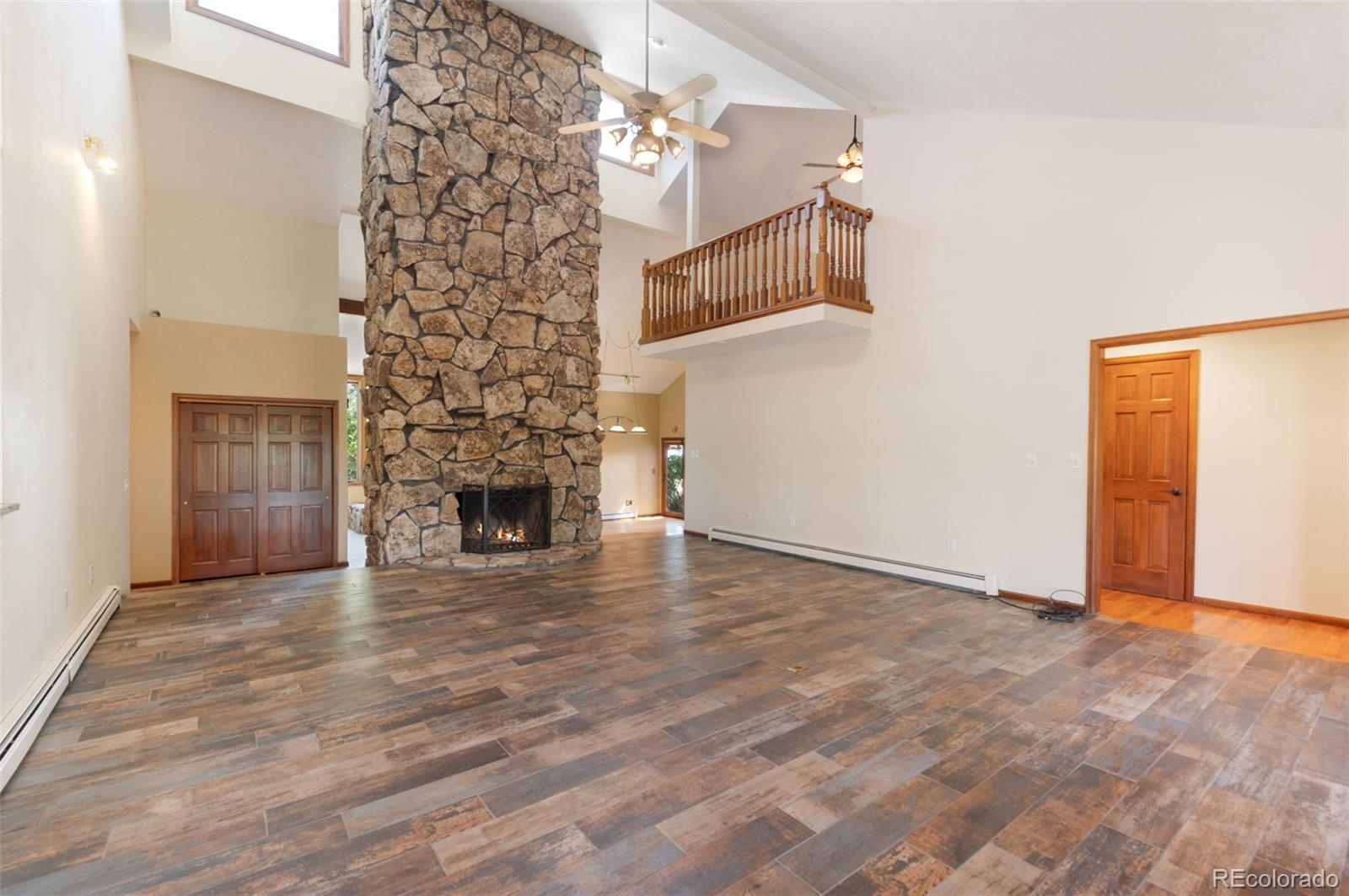 1463 Clarkes Circle