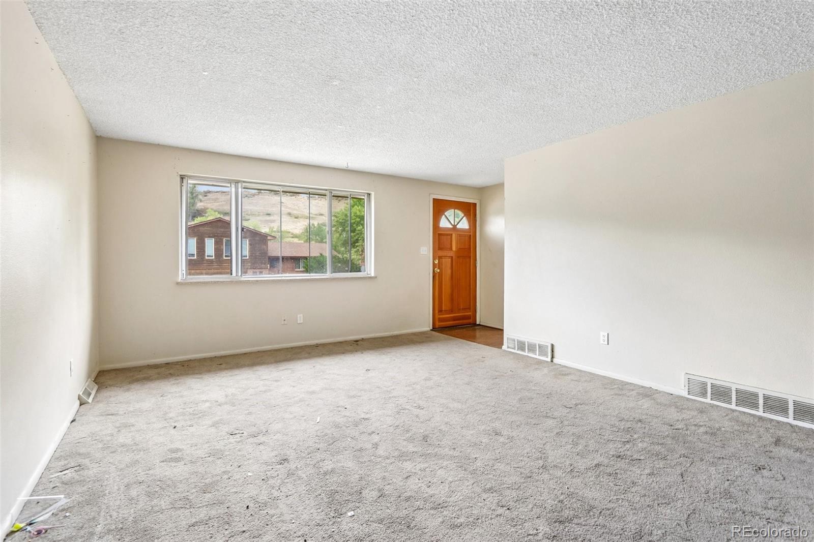 17012 W 16th Place