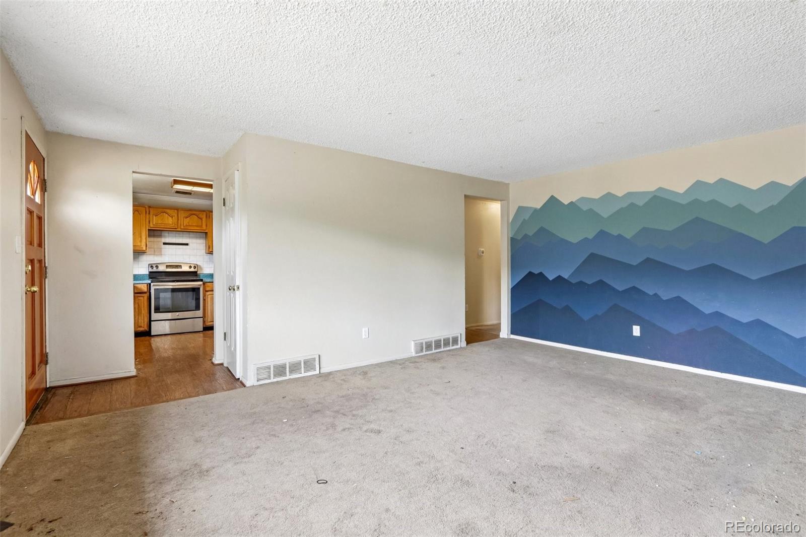 17012 W 16th Place