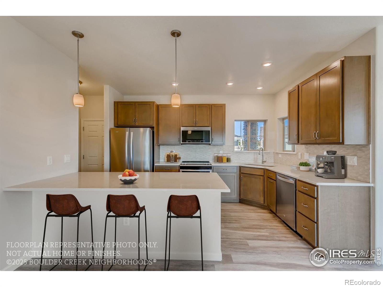 881 W 128th Place