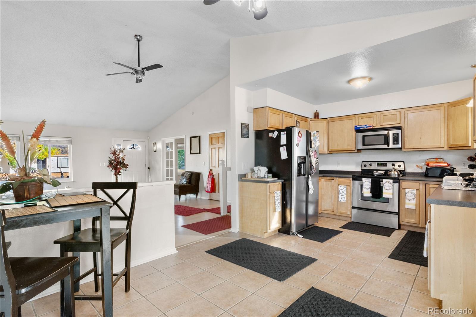 977 S Salida Street, Aurora, CO, 80017 4 977 S Salida Street