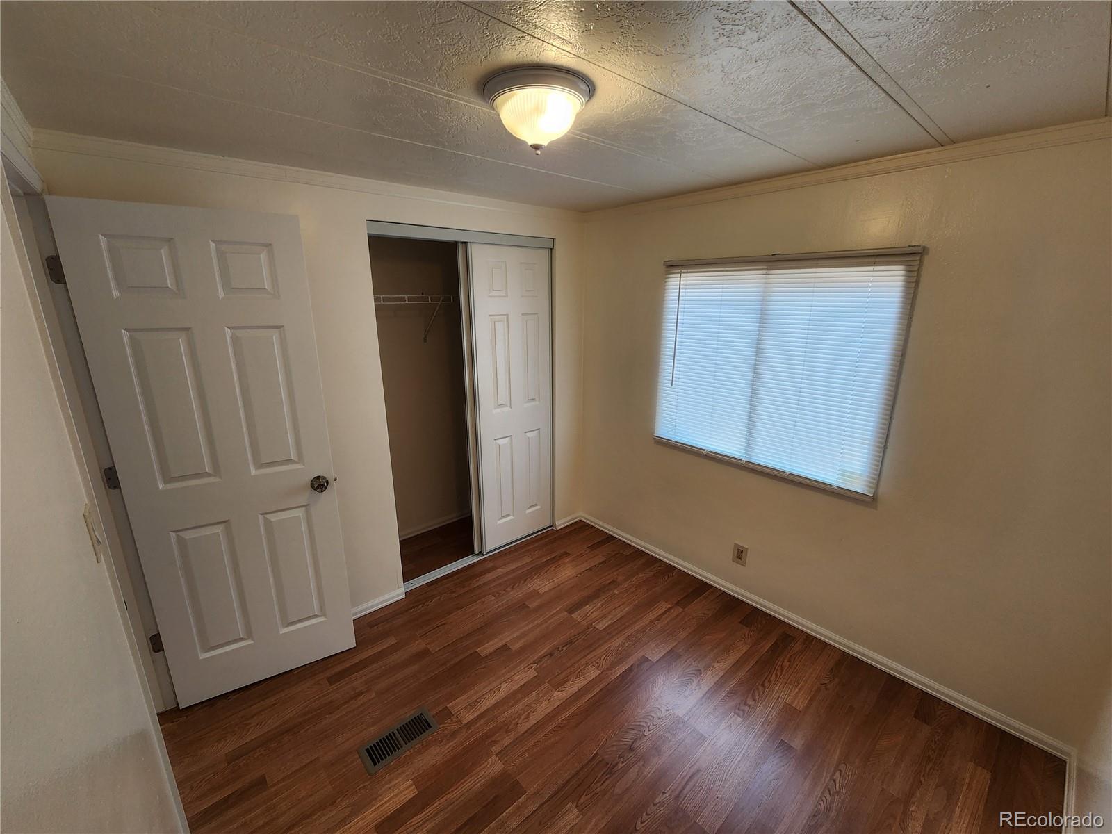 Photo 16 of 23 of 804 N RAYNOLDS house
