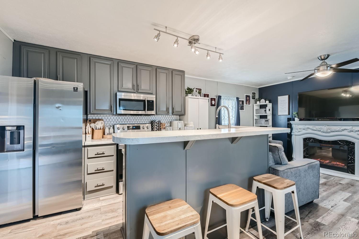 435 N 35th Avenue #392