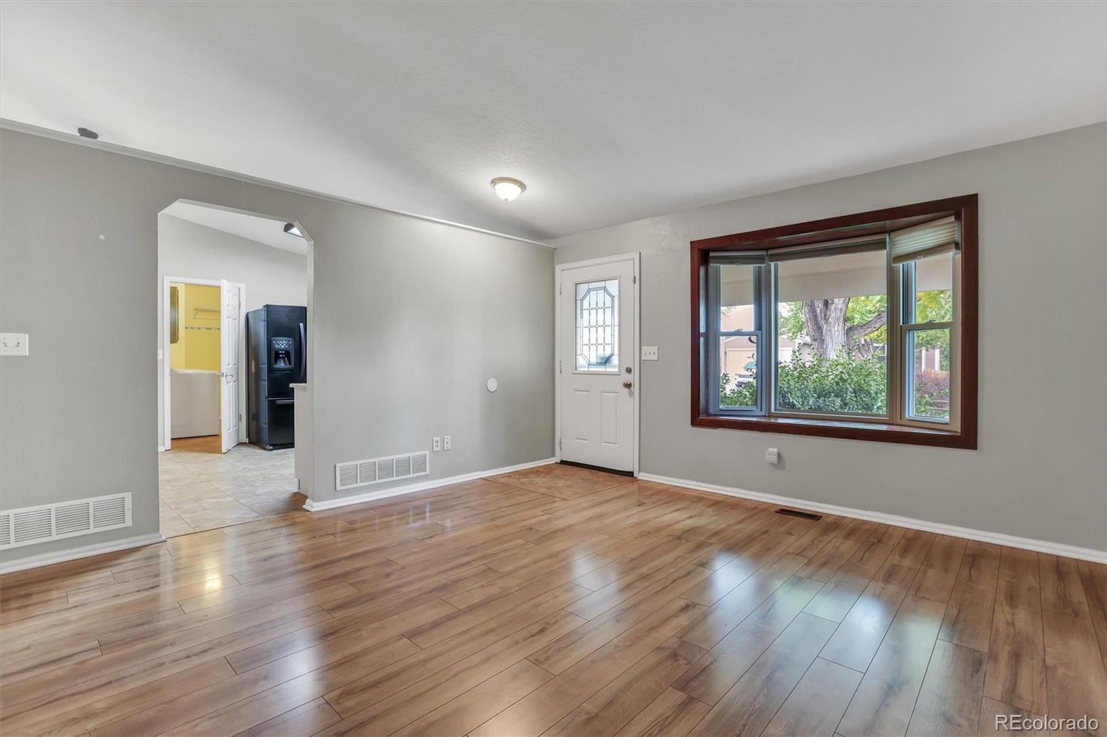 5892 W 75th Place