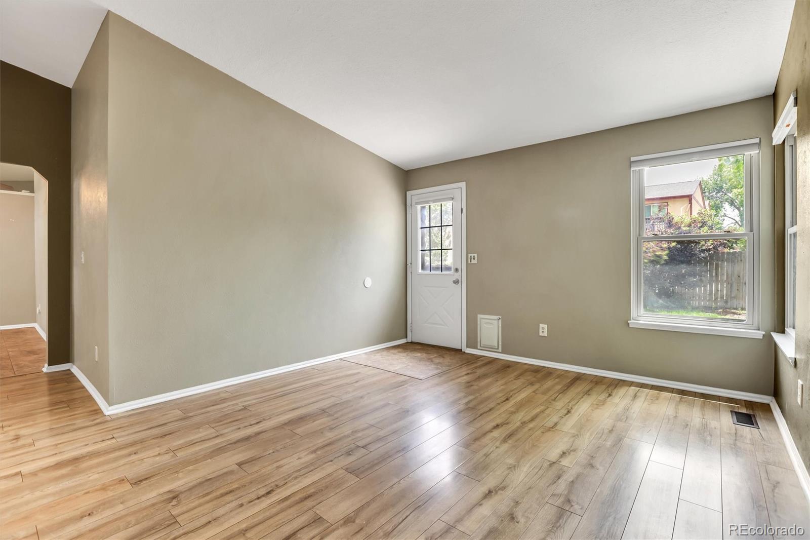 5892 W 75th Place