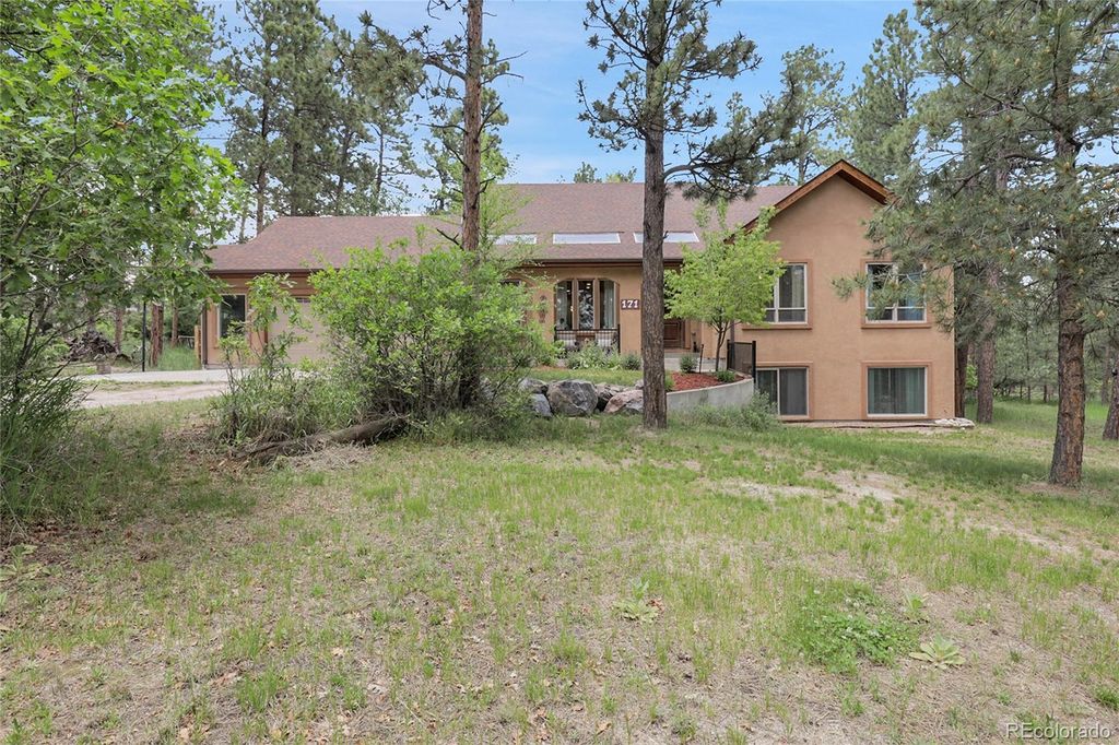 Photo of Larkspur, CO 80118 (MLS # 5030784)