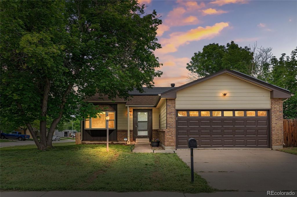 Photo of 5991 W 68th Avenue, Arvada, CO 80003 (MLS # 7090962)