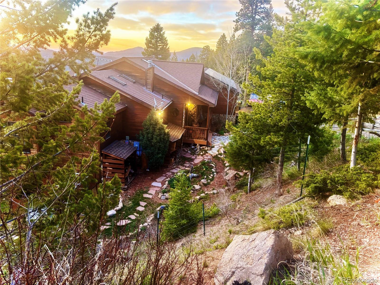 33121 Lynx Lane
