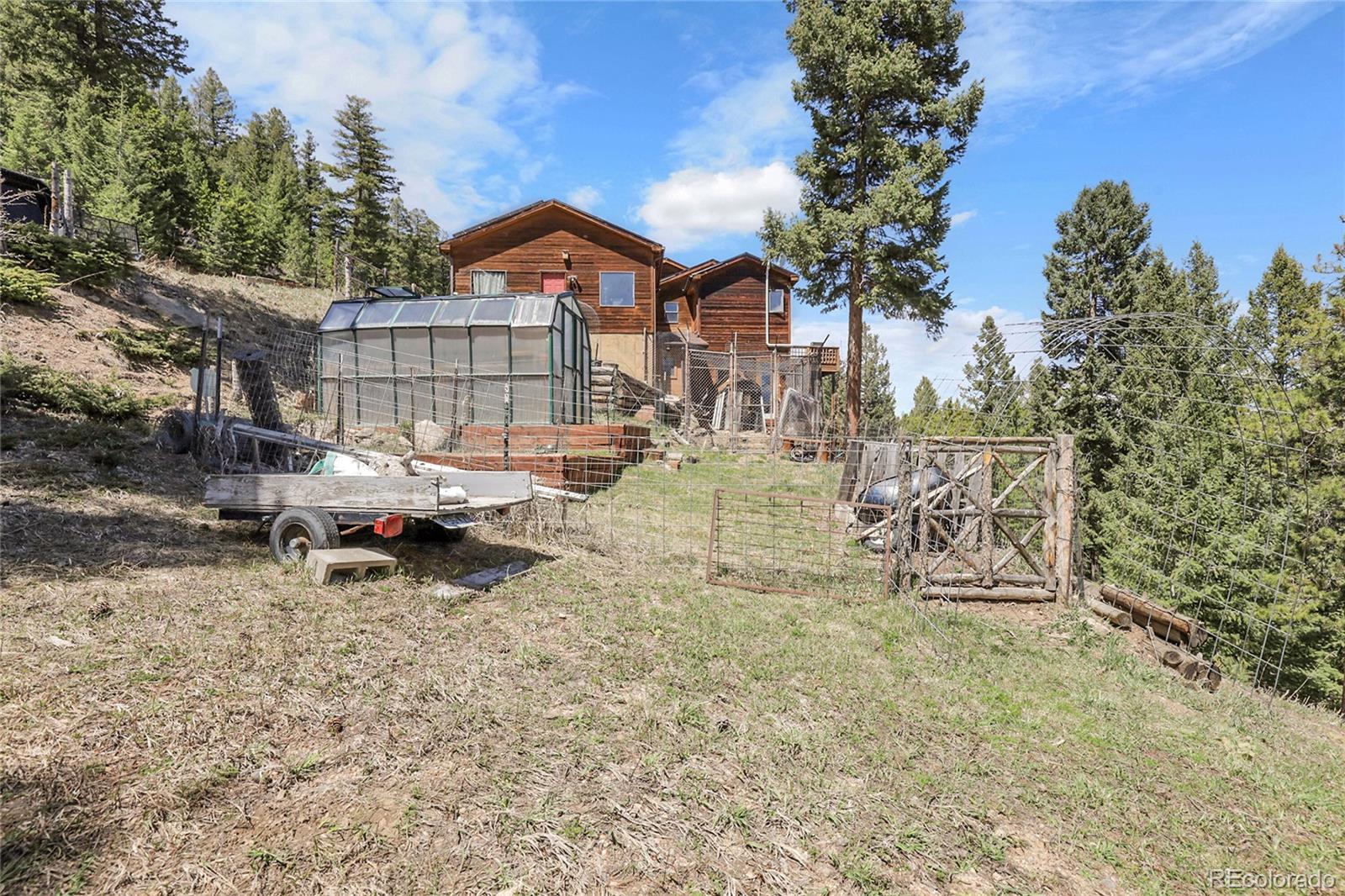 33121 Lynx Lane