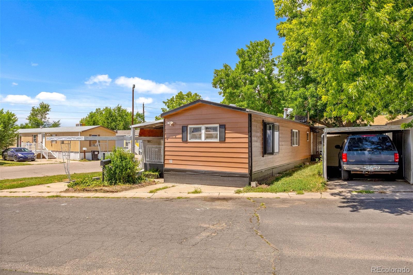1600 Sable Boulevard