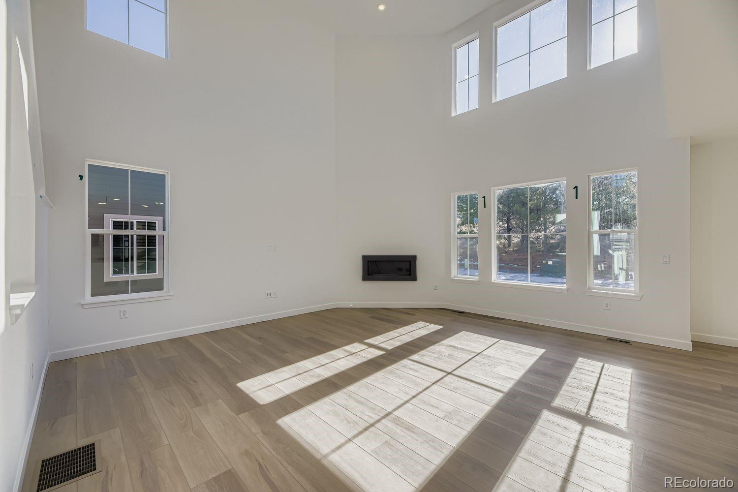 24564 E Kettle Court