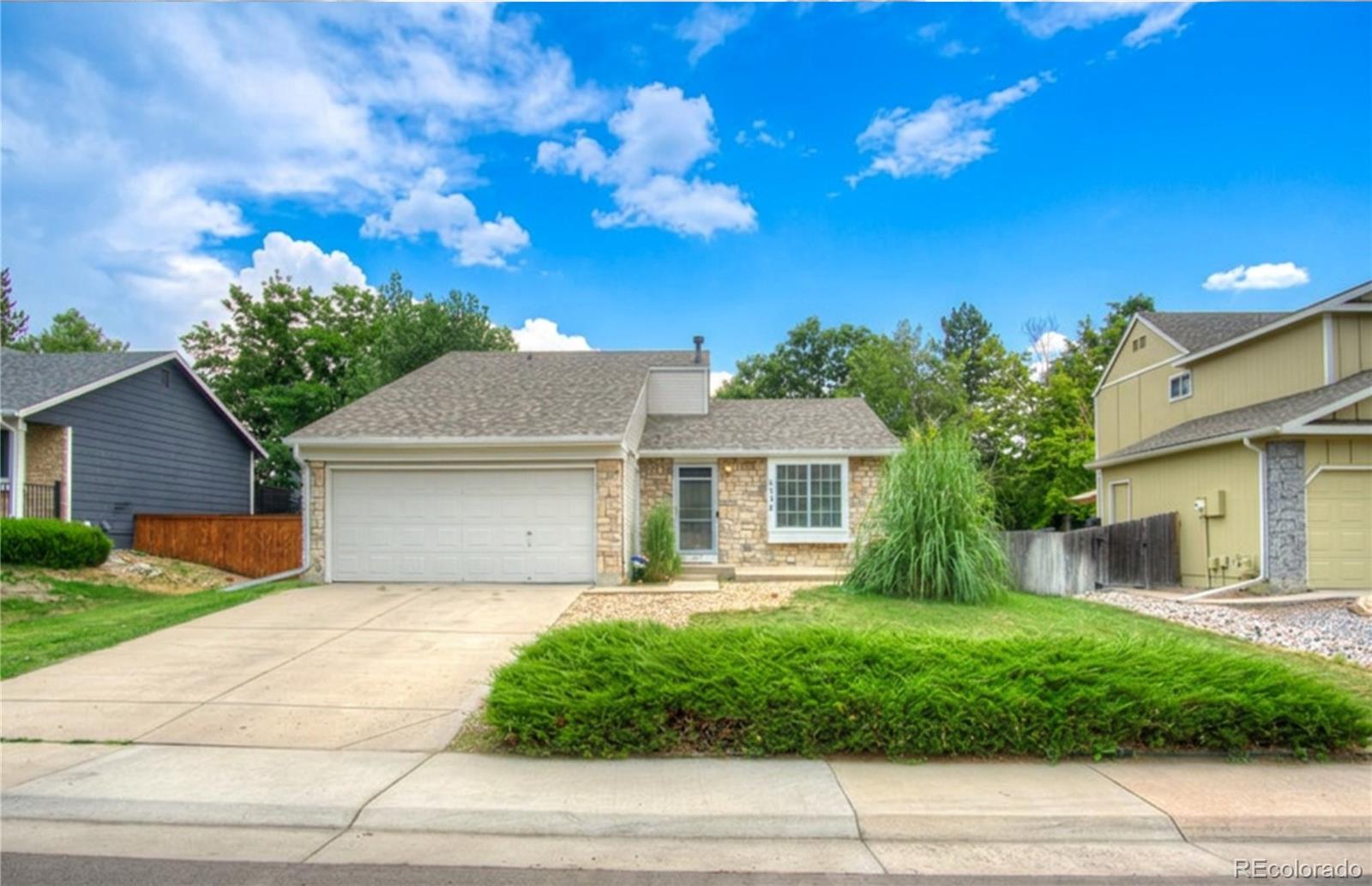 5556 S Simms Way