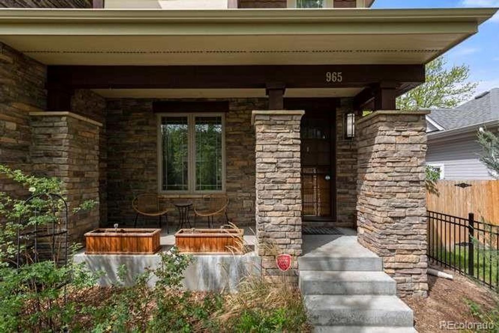 Photo of 965 S Clarkson Street, Denver, CO 80209 (MLS # 2329449)