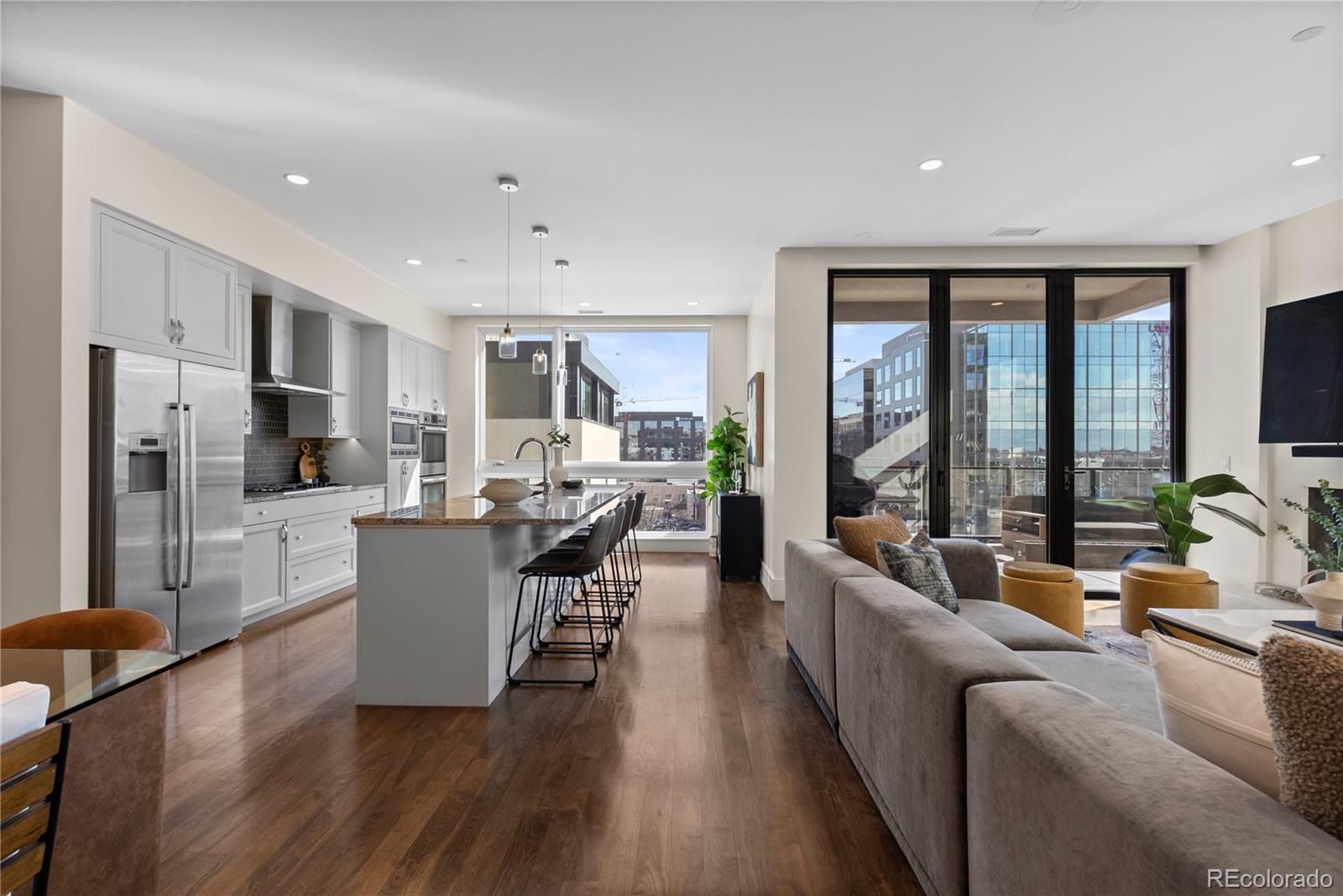 250 Columbine Street 507