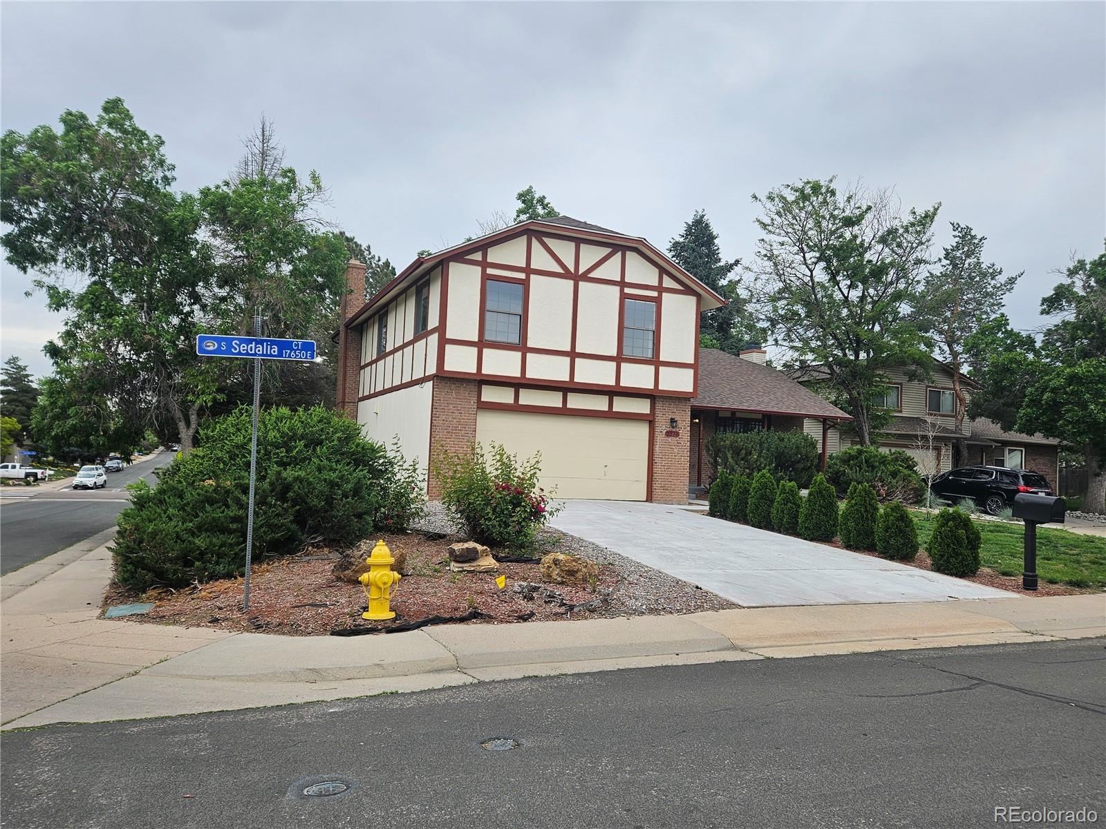 5138 S Sedalia Court