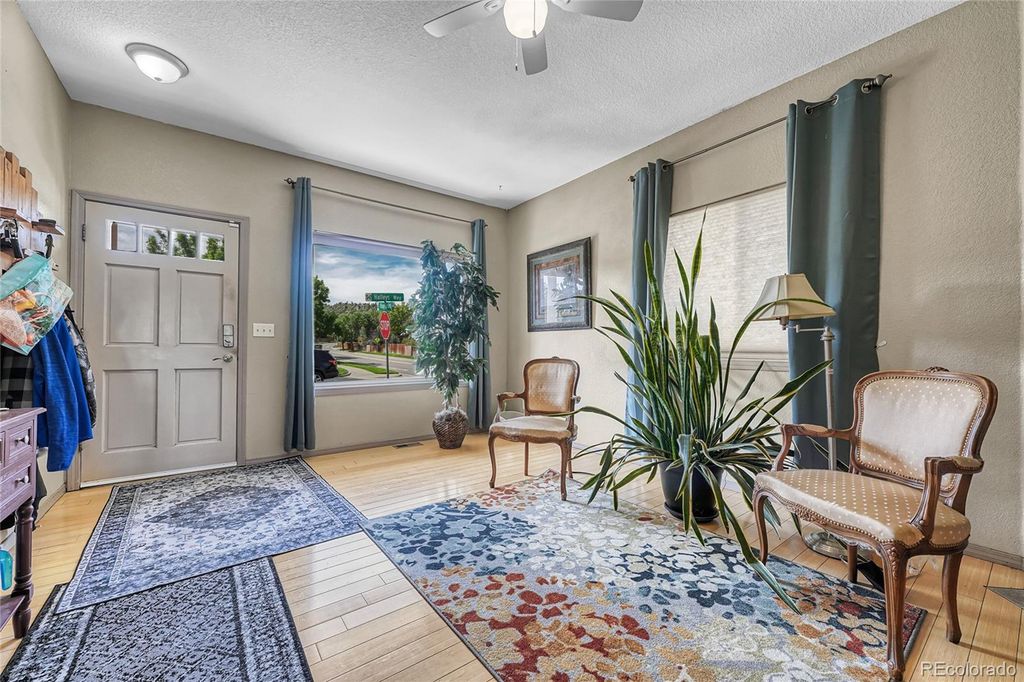 Photo of 10329 Halleys Way, Littleton, CO 80125 (MLS # 6946494)