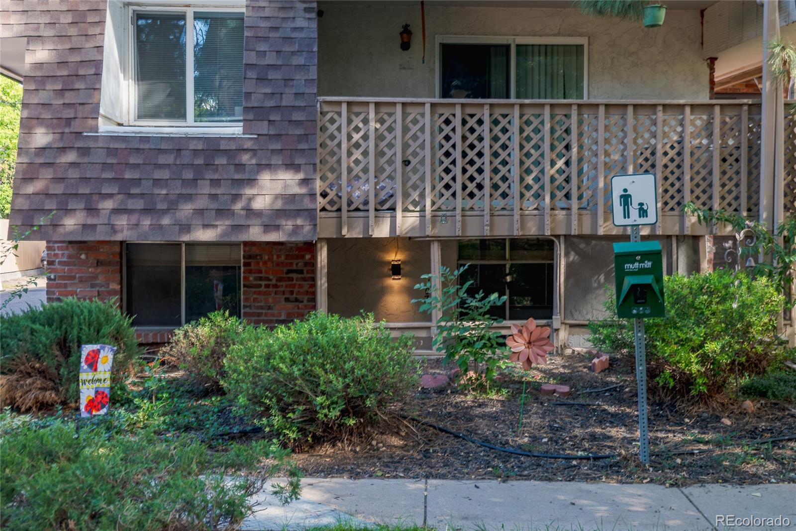 1525 S Holly Street 107