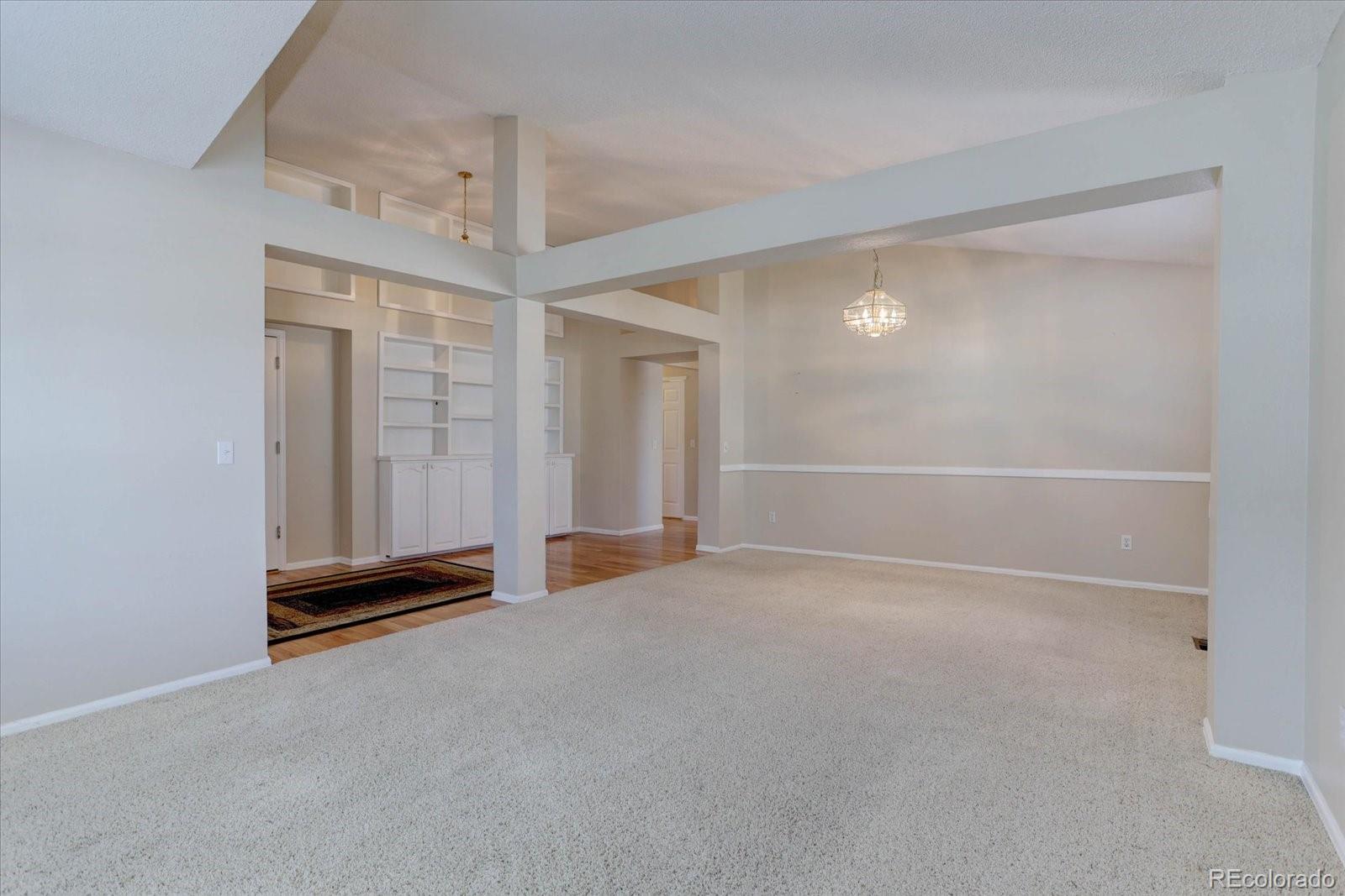 1134 W English Sparrow Trail