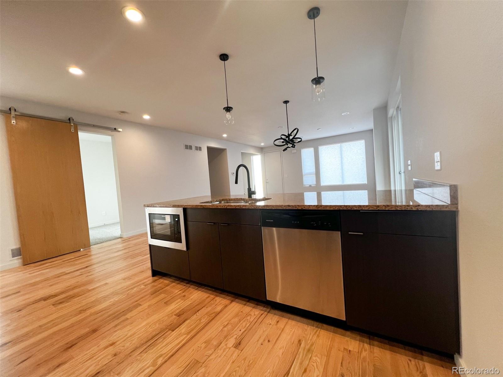 3440 N Albion Street