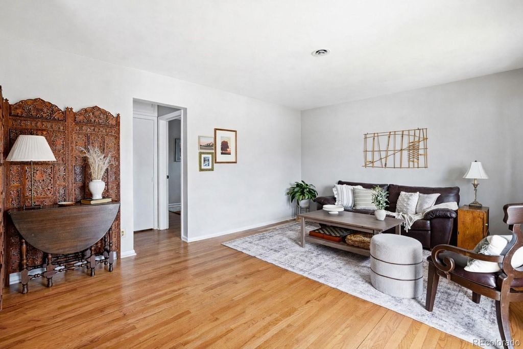 Photo of 2921 S Corona Street, Englewood, CO 80113 (MLS # 2209465)