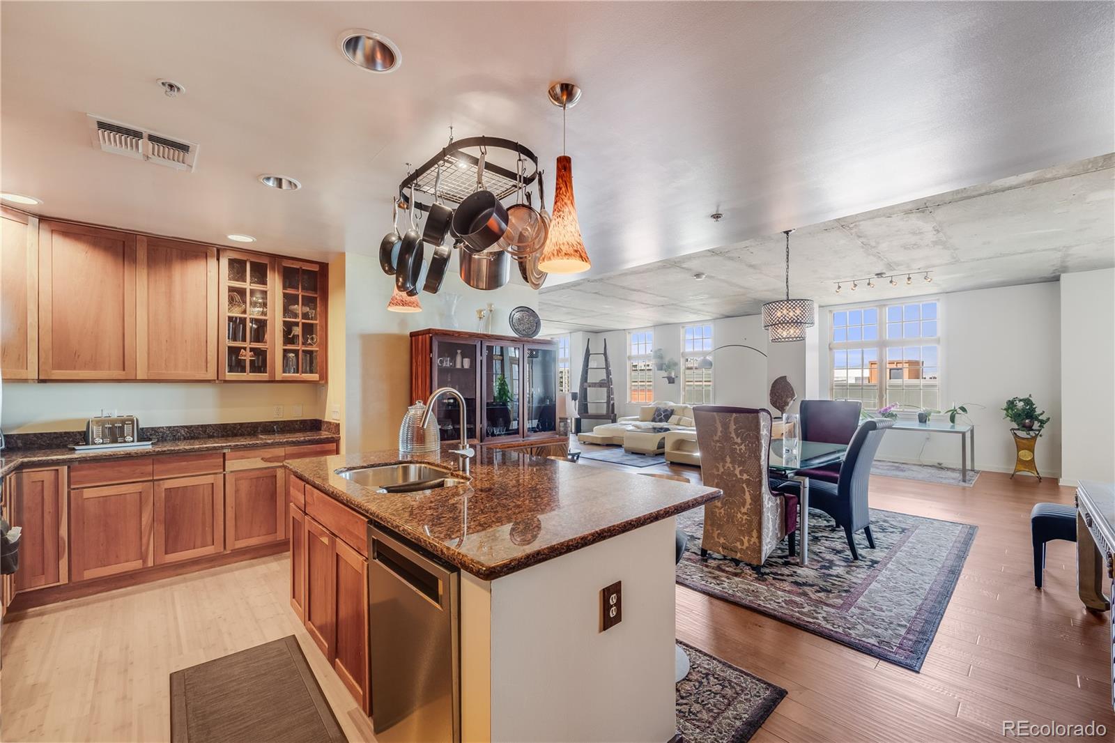 275 S Harrison Street 502
