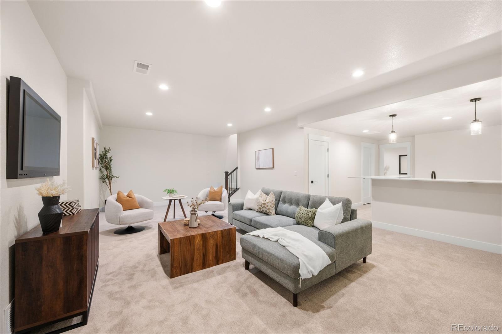 16364 Columbine Street