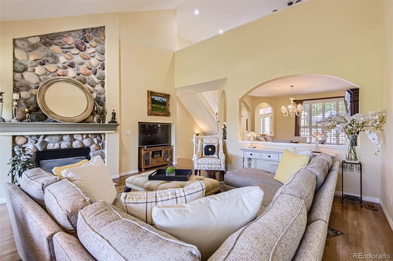 9853 Greensview Circle