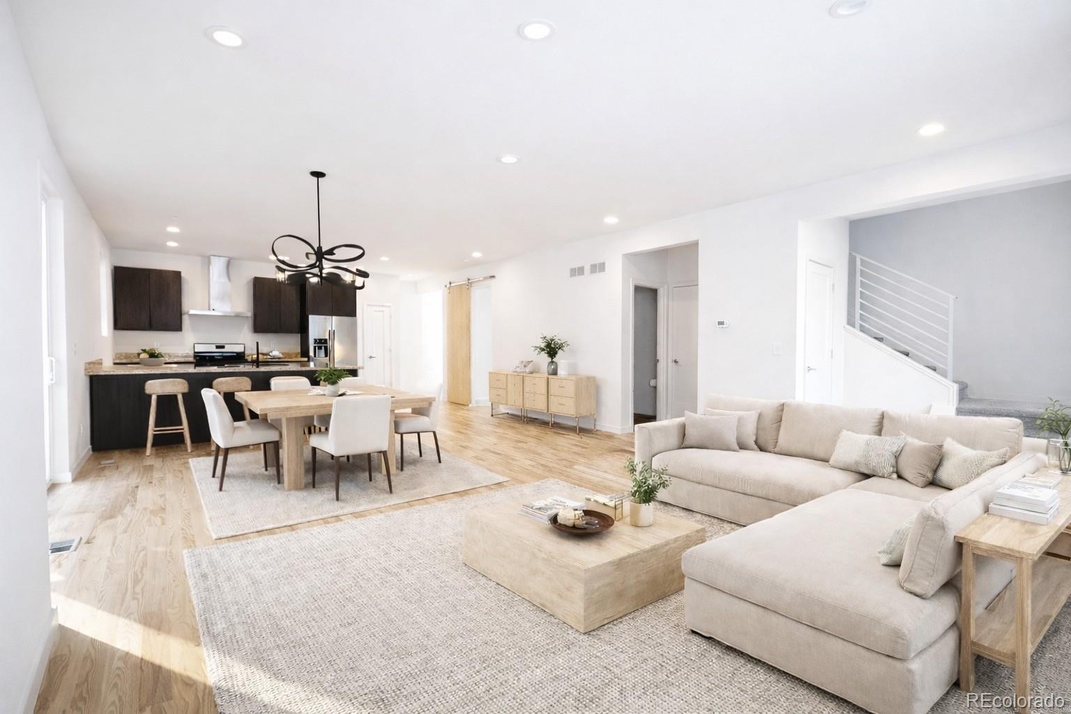 3440 N Albion Street